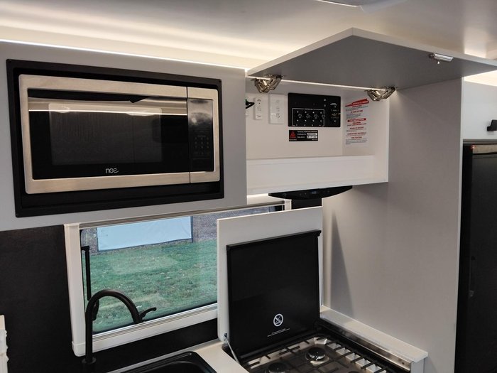 2025 New Age Caravans Manta Ray 16Ft Couples Expedition My25 Full Off-Road