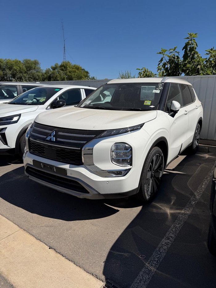 2025 Mitsubishi Outlander Aspire