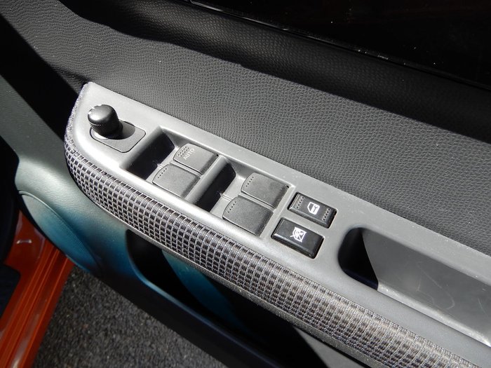 2005 Suzuki Swift RS415 Bronze