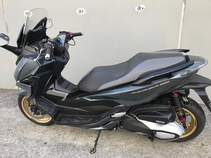 2021 Honda Forza 350 (NSS350)