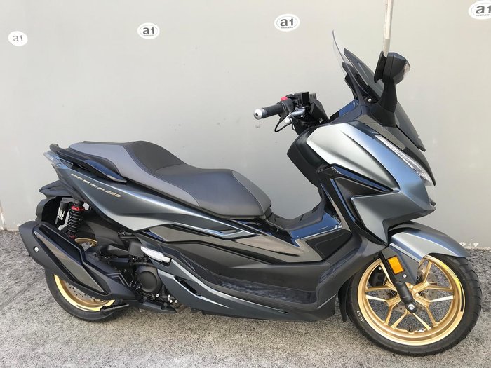 2021 Honda Forza 350 (NSS350)