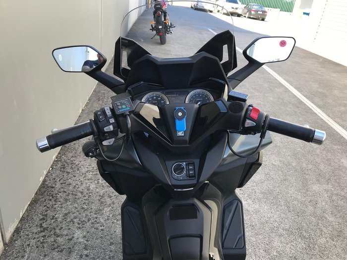 2021 Honda Forza 350 (NSS350)