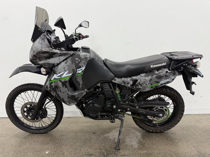 2016 Kawasaki KLR650 (KL650)