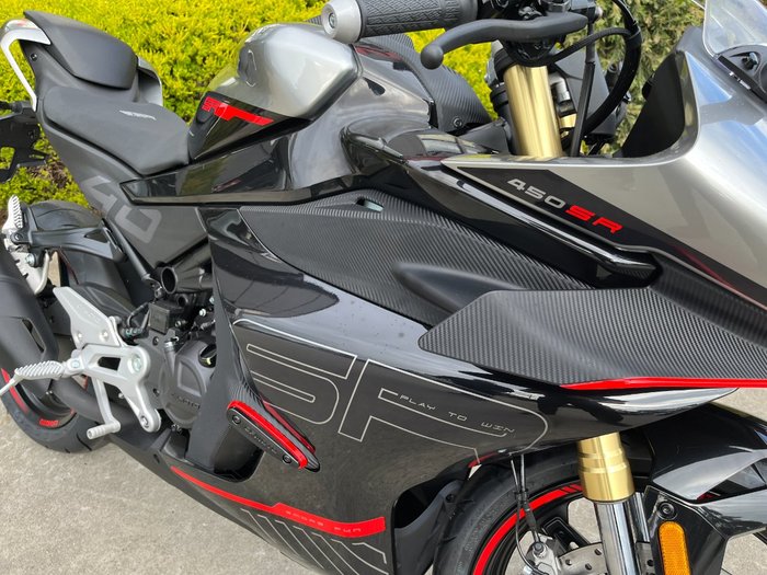 2026 CFMOTO 2026 Cf Moto 450CC 450SR Zircon Black With Velocity Grey