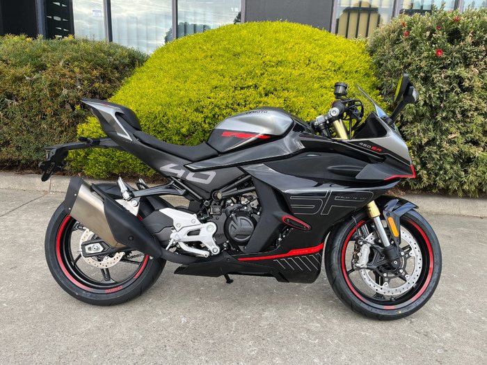 2026 CFMOTO 2026 Cf Moto 450CC 450SR Zircon Black With Velocity Grey