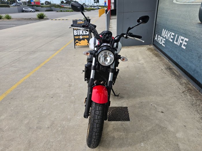 2020 Yamaha XSR700 White