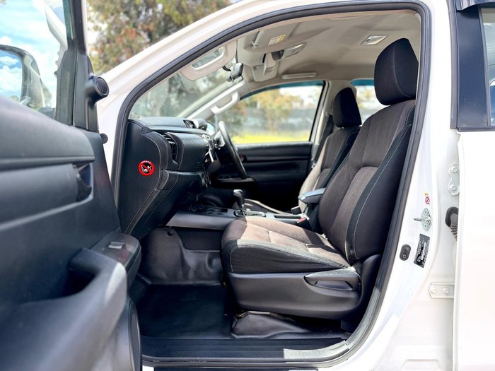 2017 Toyota Hilux SR GUN126R 4X4 Dual Range Glacier White