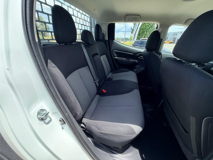 2019 Mitsubishi Triton GLX ADAS