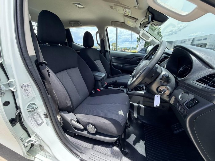 2019 Mitsubishi Triton GLX ADAS