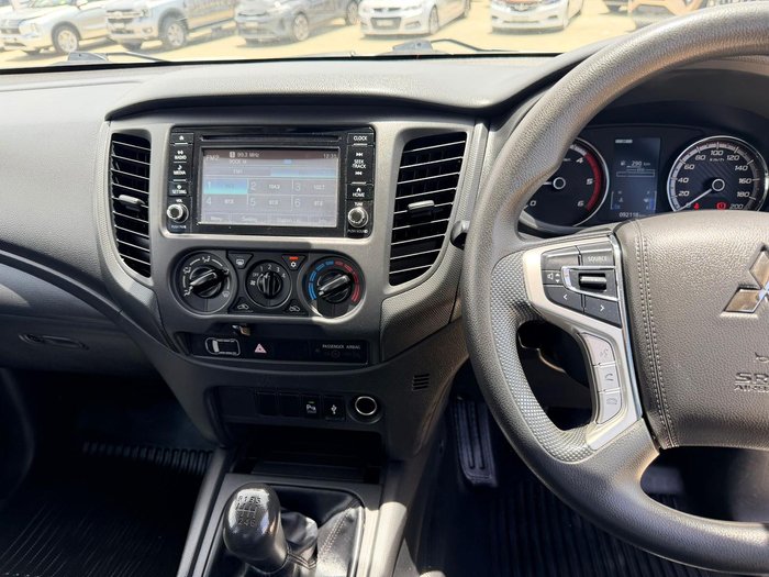 2019 Mitsubishi Triton GLX ADAS