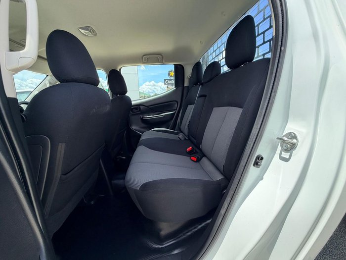 2019 Mitsubishi Triton GLX ADAS