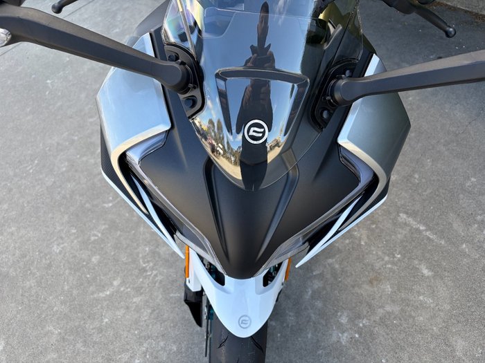 2026 CFMOTO 2026 CF MOTO 450CC 450SR-S NEBULA WHITE