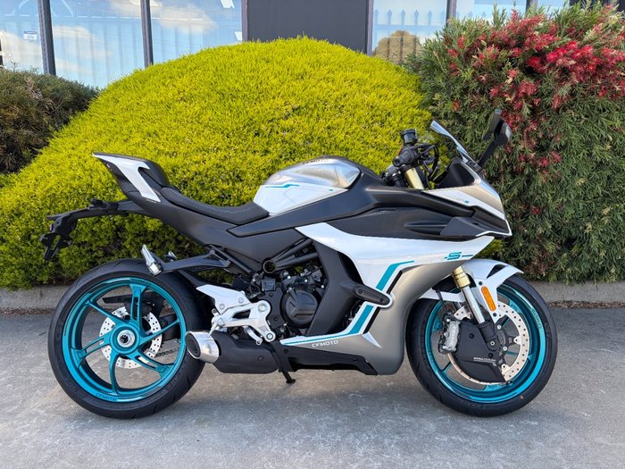 2026 CFMOTO 2026 CF MOTO 450CC 450SR-S NEBULA WHITE