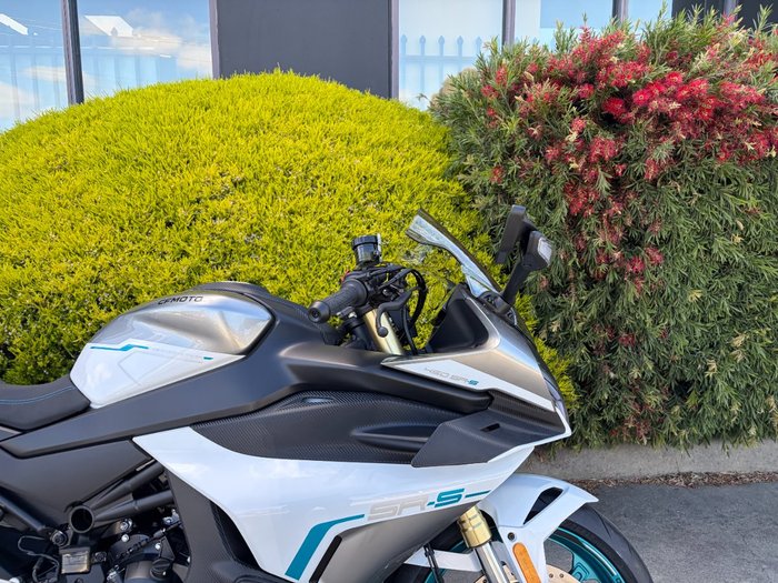 2026 CFMOTO 2026 CF MOTO 450CC 450SR-S NEBULA WHITE