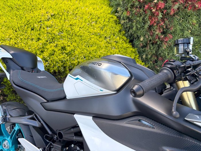 2026 CFMOTO 2026 CF MOTO 450CC 450SR-S NEBULA WHITE