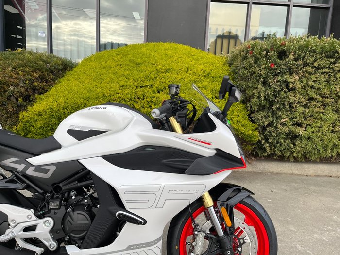 2025 CFMOTO 2025 Cf Moto 450CC 450SR NEBULA WHITE