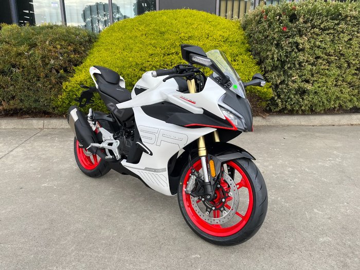 2025 CFMOTO 2025 Cf Moto 450CC 450SR NEBULA WHITE