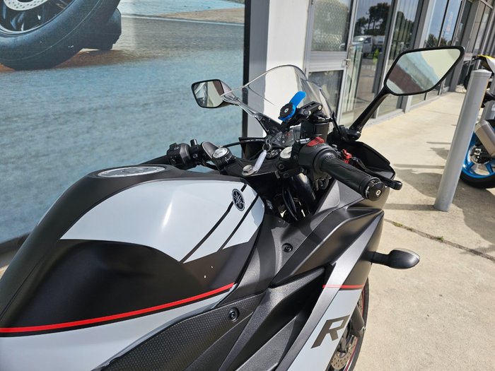 2018 Yamaha YZF-R3 Black