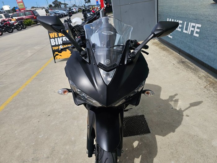 2018 Yamaha YZF-R3 Black