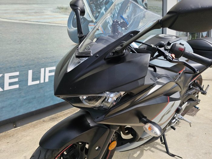 2018 Yamaha YZF-R3 Black