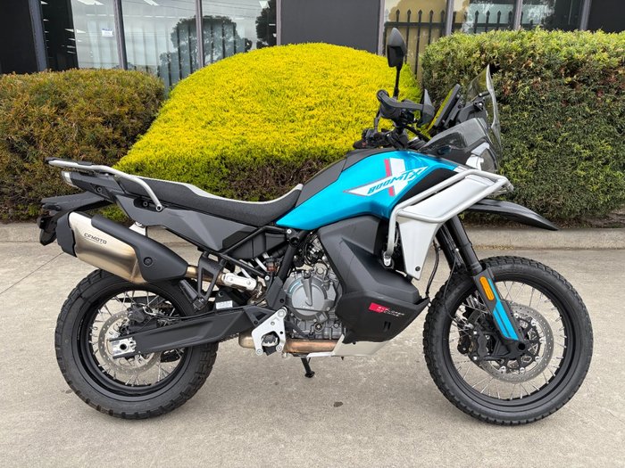 2025 CFMOTO MT-X