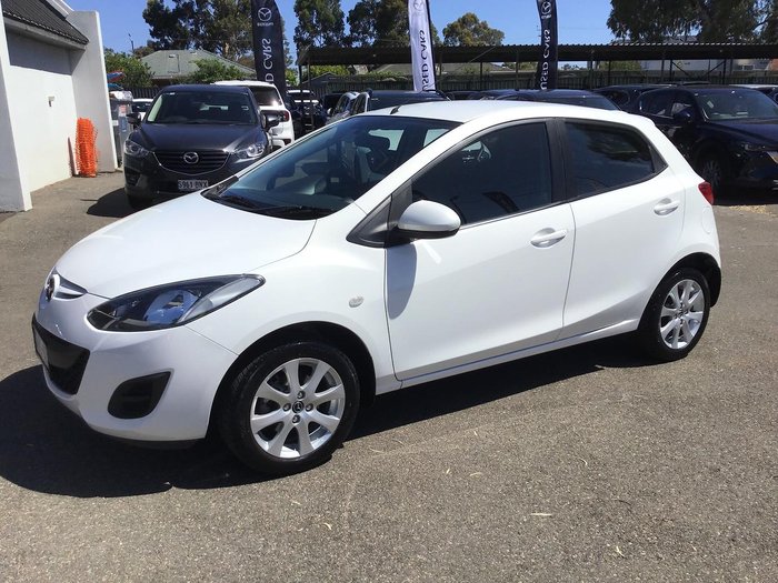 2013 Mazda 2 Neo Sport