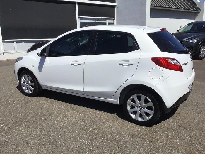 2013 Mazda 2 Neo Sport
