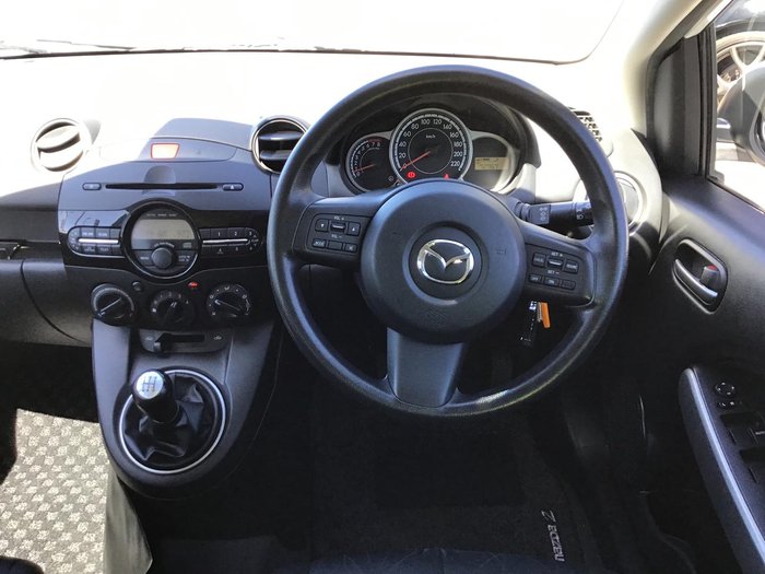 2013 Mazda 2 Neo Sport