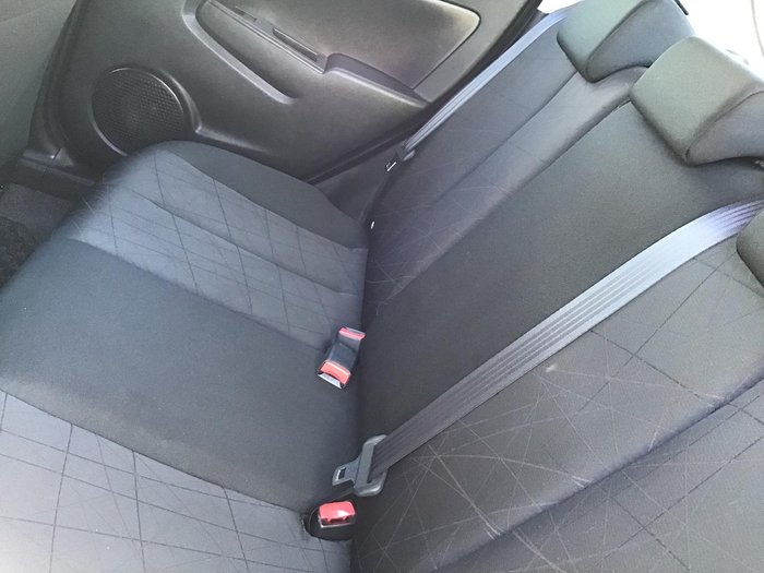 2013 Mazda 2 Neo Sport