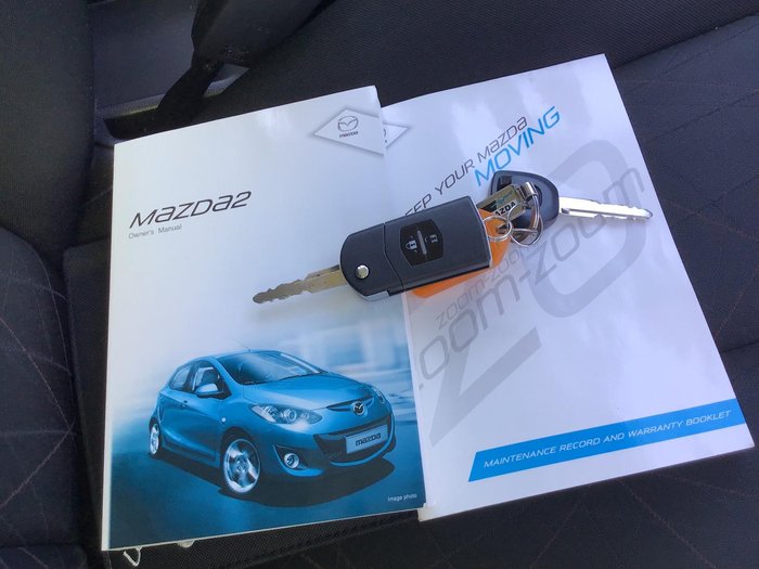 2013 Mazda 2 Neo Sport