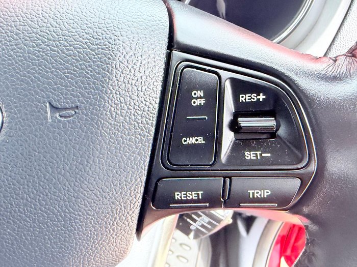 2014 Kia Rio Si UB MY14 Signal Red