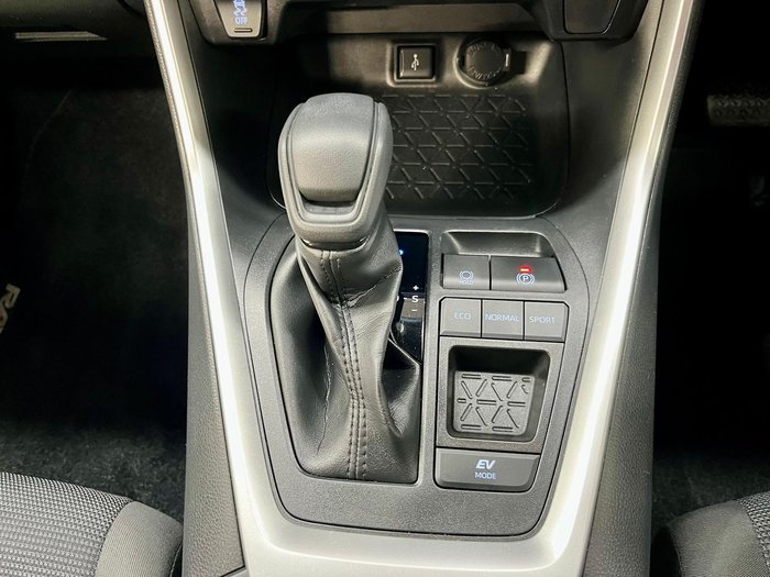 2021 Toyota RAV4 GX AXAH52R Glacier White