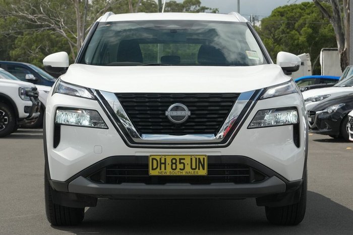 2023 Nissan X-TRAIL ST