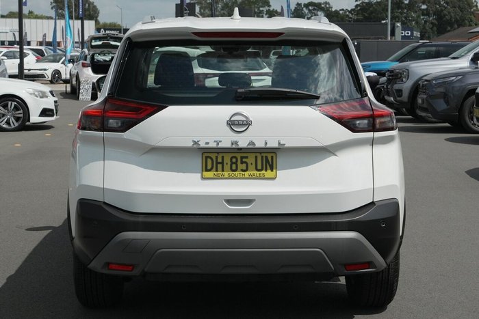 2023 Nissan X-TRAIL ST