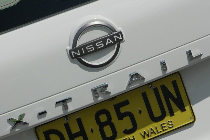 2023 Nissan X-TRAIL ST