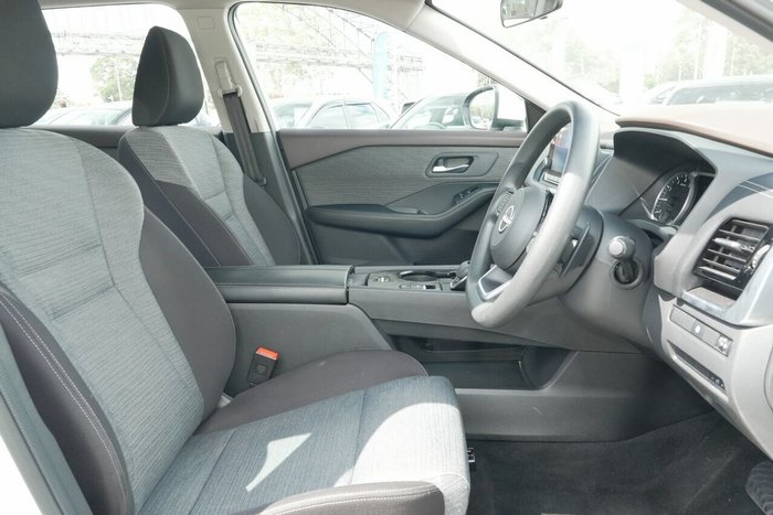 2023 Nissan X-TRAIL ST