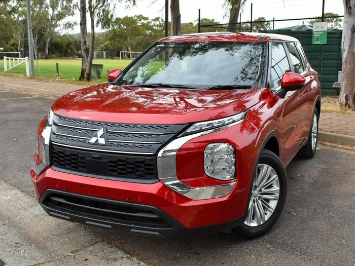 2022 Mitsubishi Outlander ES