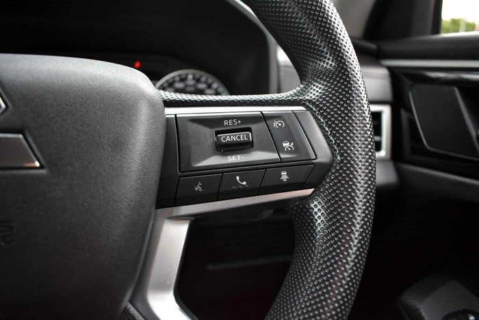 2022 Mitsubishi Outlander ES