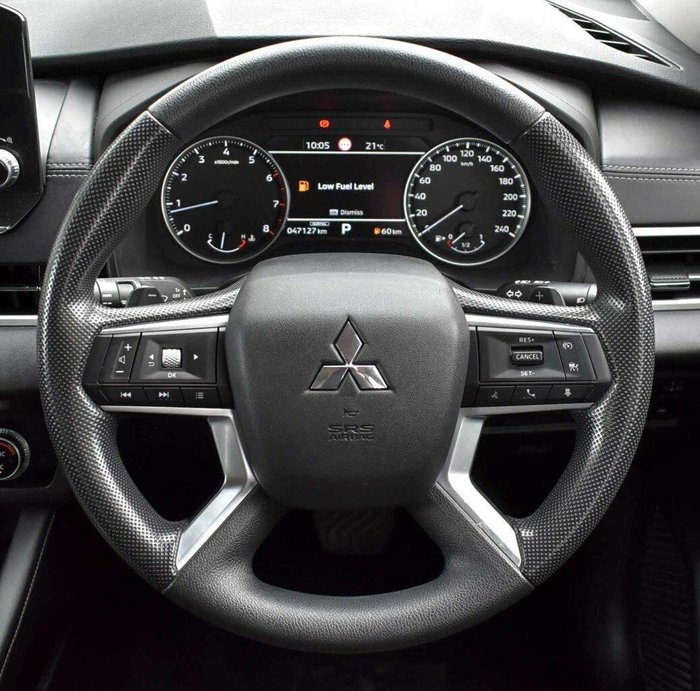 2022 Mitsubishi Outlander ES