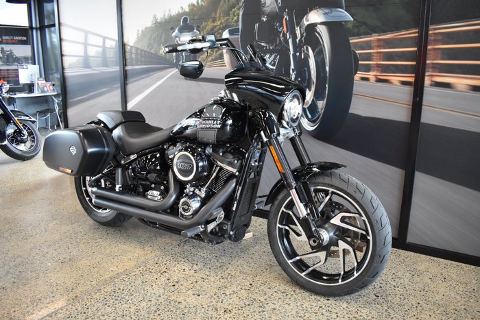 2021 Harley-davidson FLSB SPORT GLIDE VIVID BLACK