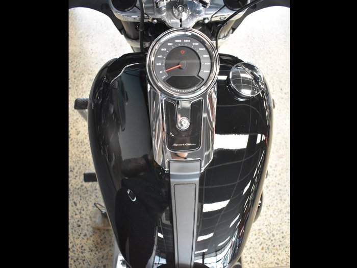 2024 Harley-davidson FLSB SPORT GLIDE (107) VIVID BLACK