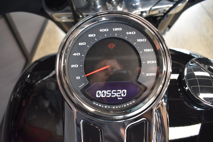 2024 Harley-davidson FLSB SPORT GLIDE (107) VIVID BLACK