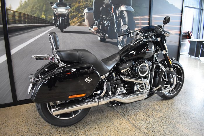 2024 Harley-davidson FLSB SPORT GLIDE (107) VIVID BLACK