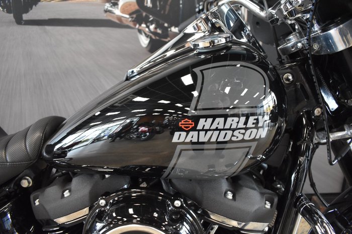 2024 Harley-davidson FLSB SPORT GLIDE (107) VIVID BLACK