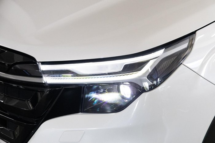 2025 Subaru Forester Touring S6 MY26 AWD Crystal White