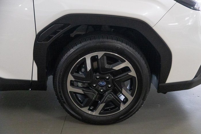 2025 Subaru Forester Touring S6 MY26 AWD Crystal White