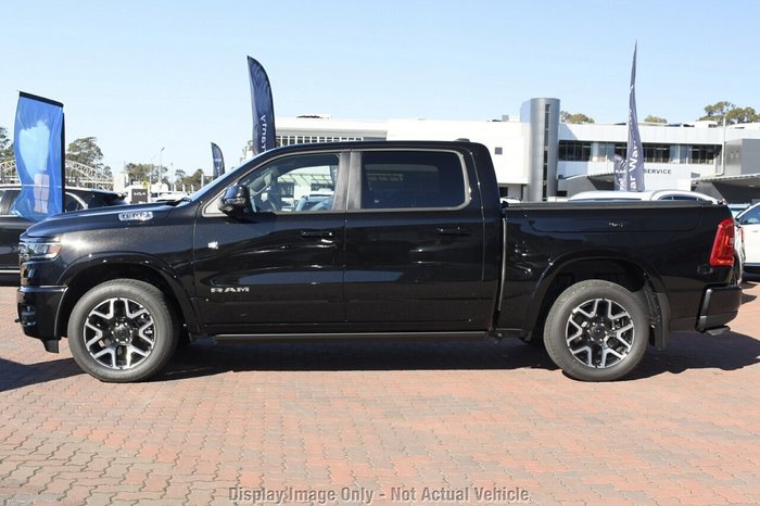 2025 RAM 1500 Laramie Sport Crew Cab SWB Hurricane SO RamBox