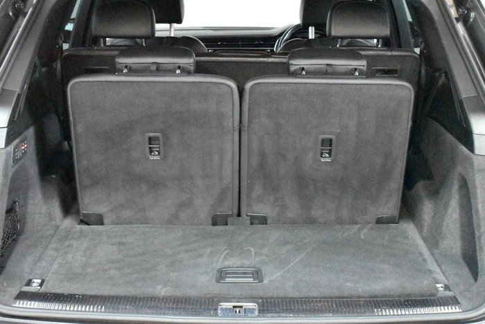 2021 Audi Q7 50 TDI S line