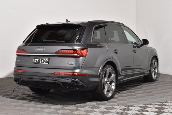 2021 Audi Q7 50 TDI S line