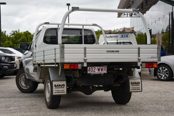 2016 Mitsubishi Triton GLX